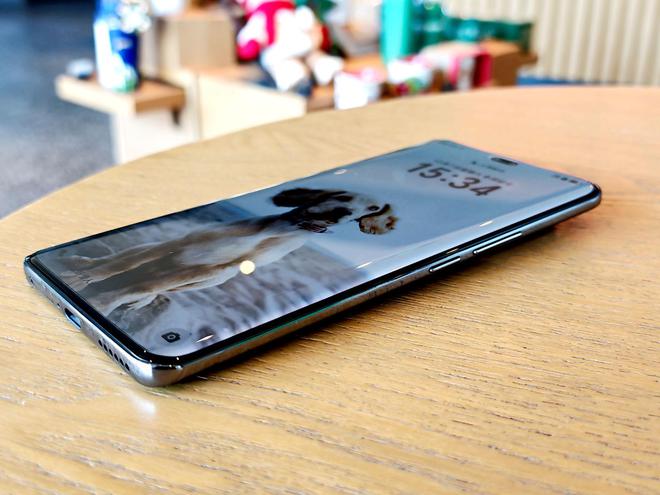 8Gen3加持荣耀300Pro上手半个月体验九游会登录j9入口真水桶机？悬浮微曲屏+骁龙(图7)